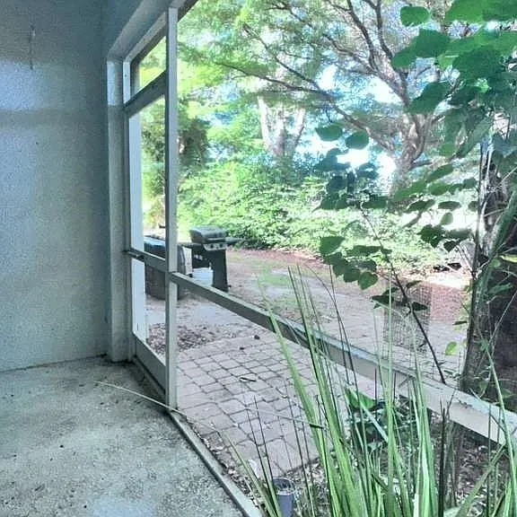 8239 Pacific Beach Dr — Photo 18