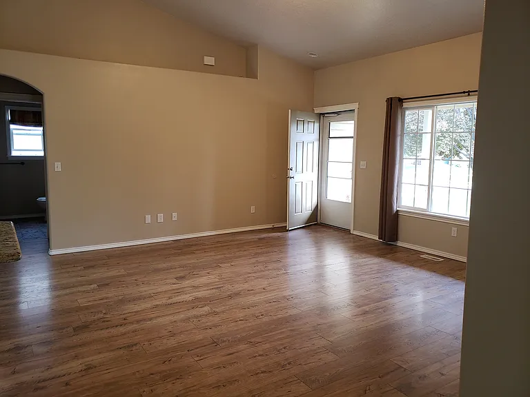 4228 E Stonebridge Dr — Photo 5