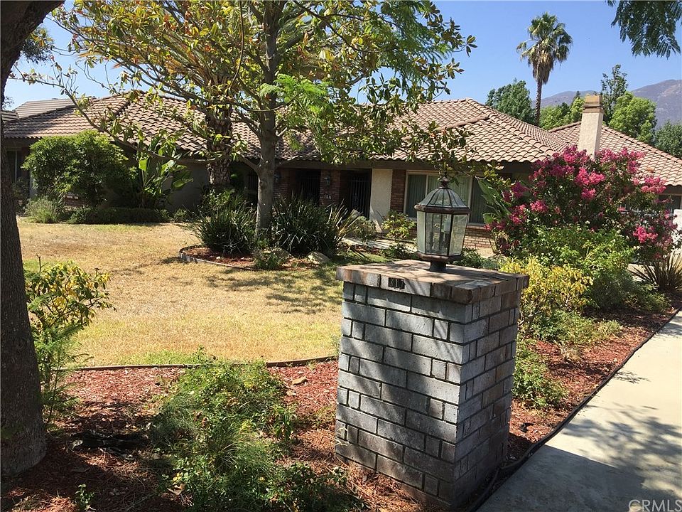 1st image of 817 Pomello Dr