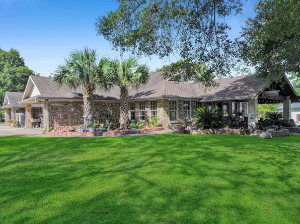 797 Idylwood St, Bridge City, TX 77611