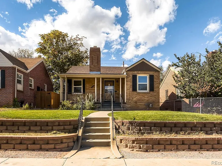 3541 N Saint Paul St — Photo 1