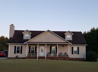 104 Crompton Dr, Pelzer, SC 29669