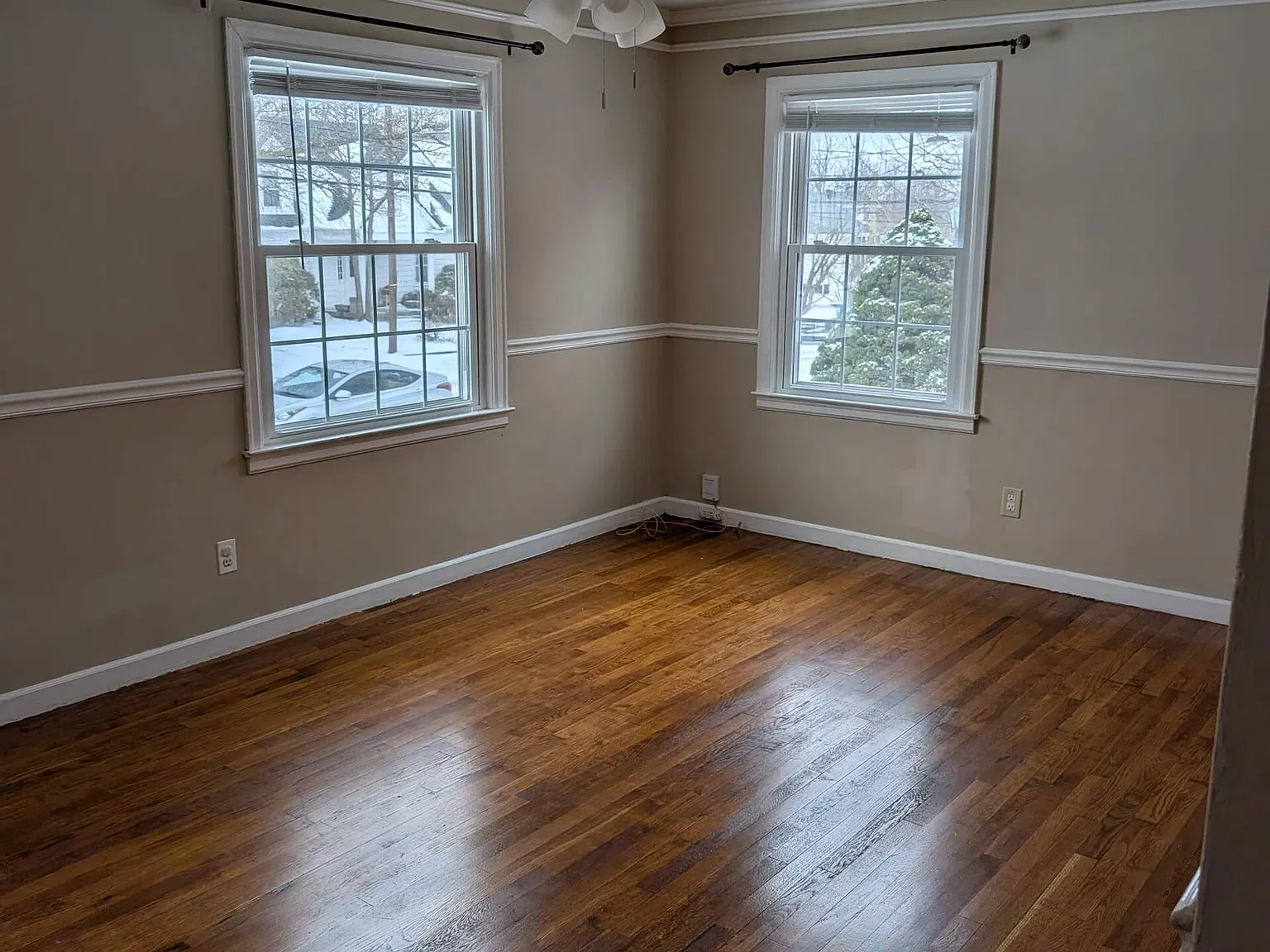 3 bed, 1.5 bath, 1247 sqft, $1,990 — Photo 3