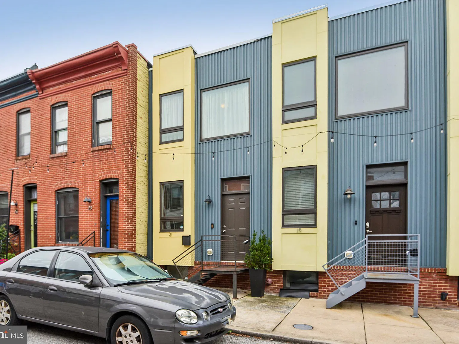 2 bed, 2.5 bath, 1040 sqft, $2,500 — Photo 3