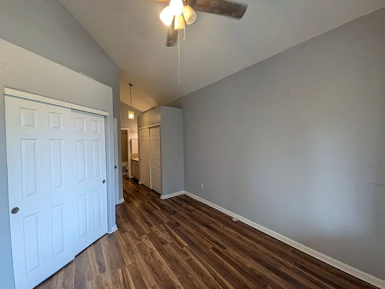 1049 S Walden Way #259 — Photo 7