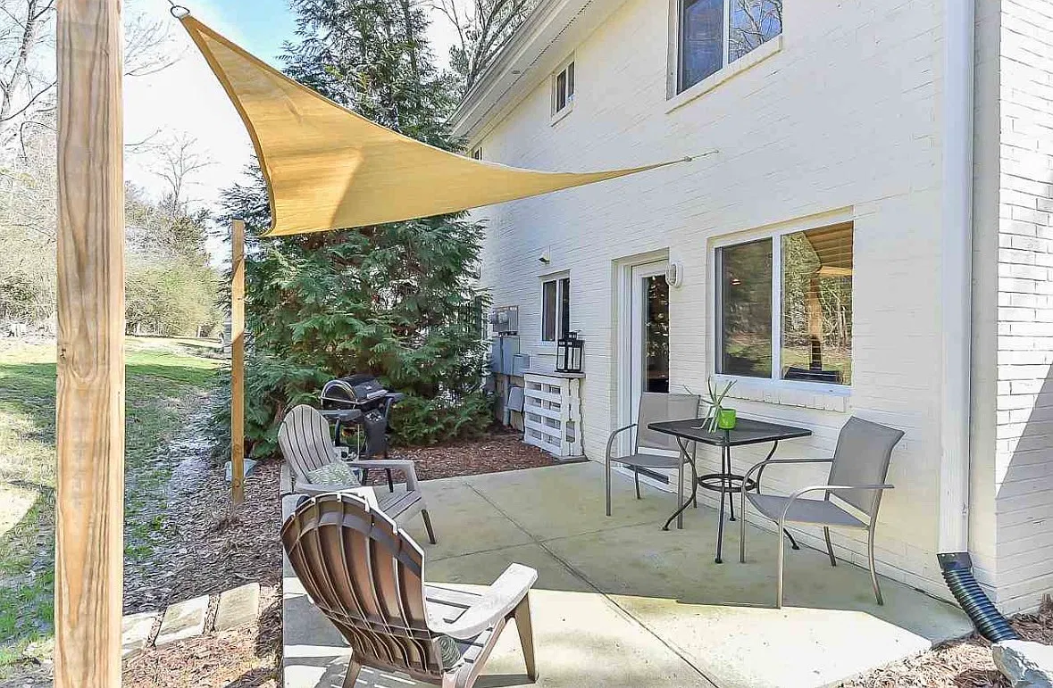 2 bed, 1027 sqft, $1,500 — Photo 4