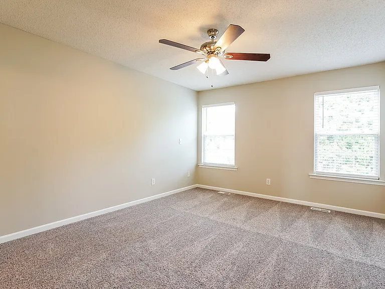 5904 Roteny Ct — Photo 11