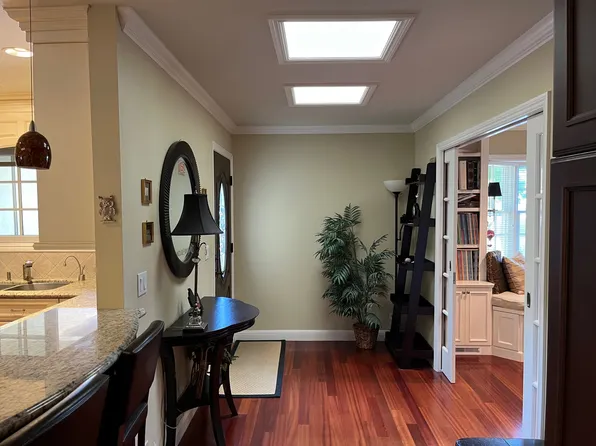 7809 Lunar Ct, Cupertino, CA 95014