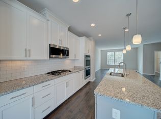 2714 Pinebrook Rd #0, Hyattsville, MD 20785