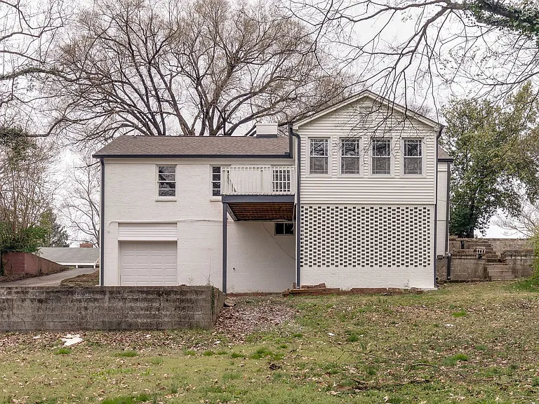 1206 Rolling Fields Dr — Photo 42
