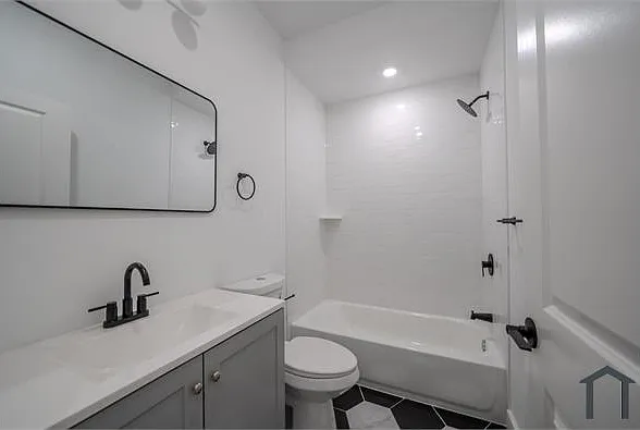 1710 N 24th St #1 — Photo 5