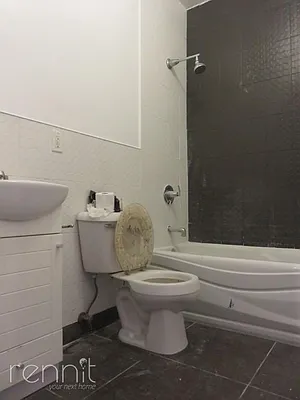 Rented by Rennit Inc. | media 50