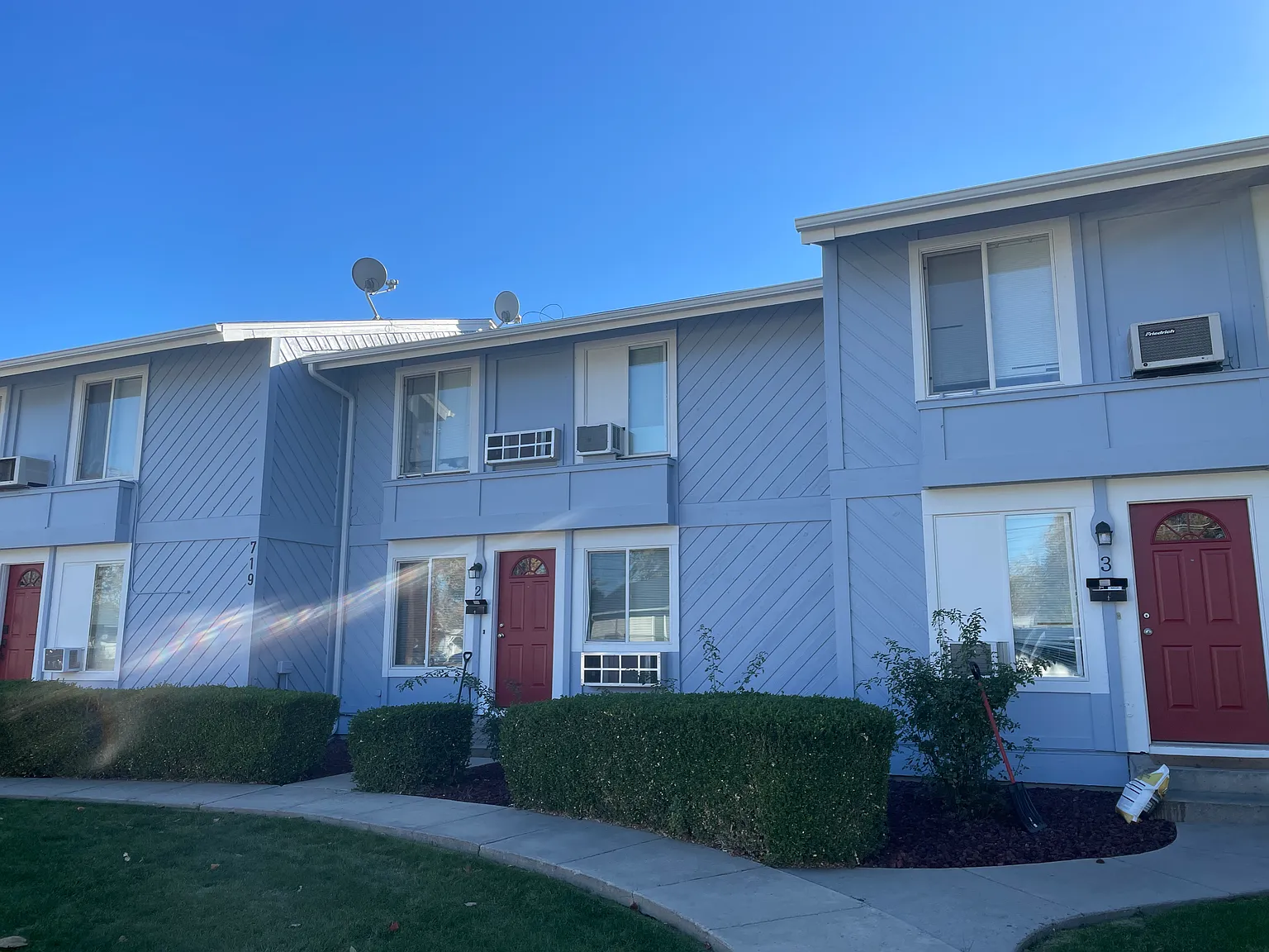 2 bed, 868 sqft, $1,255 — Photo 4