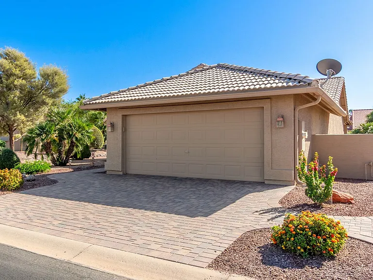 9559 E Sunburst Dr — Photo 5