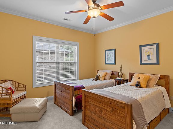 5th image of 2496 Belshaw Drive