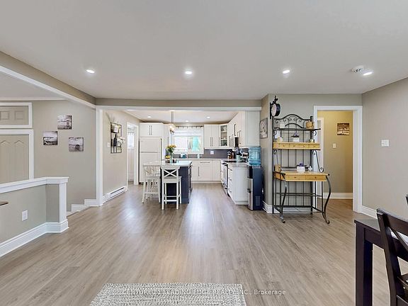 4th image of 27 Isle Vista Dr