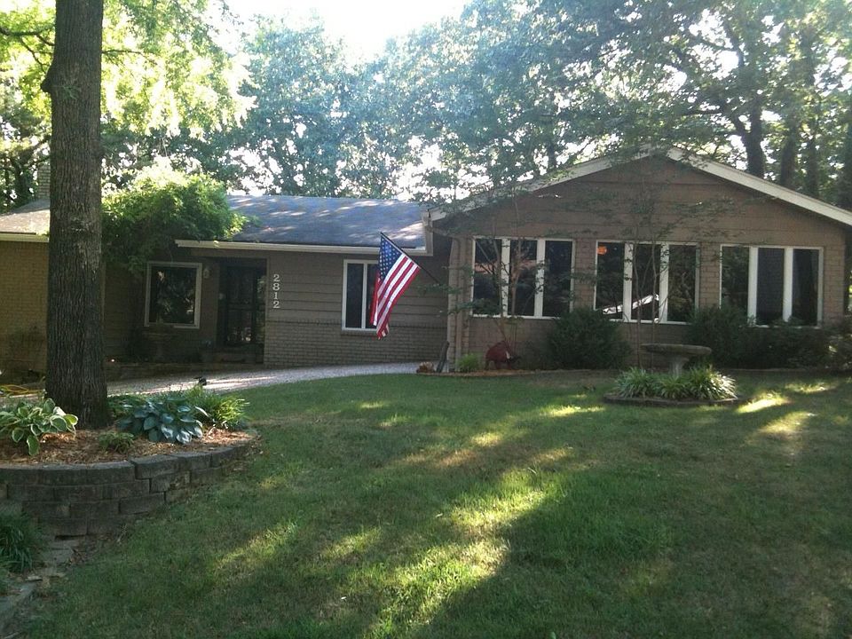 2812 Charter Oak Drive