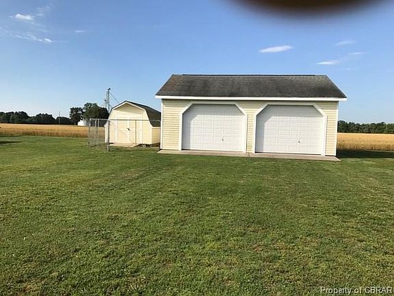 3rd image of 3361 Grandview Dr