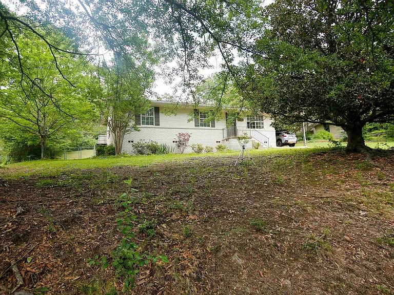 7220 Amherst Dr — Photo 28