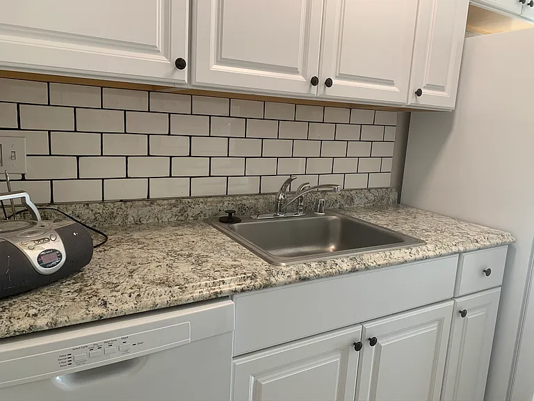 10281 Mills Station Rd #12 — Photo 15