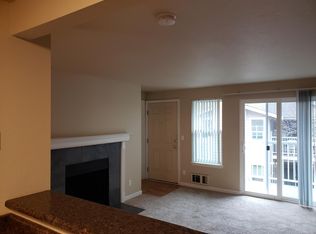 14218 73rd Ave NE #B203, Kirkland, WA 98034