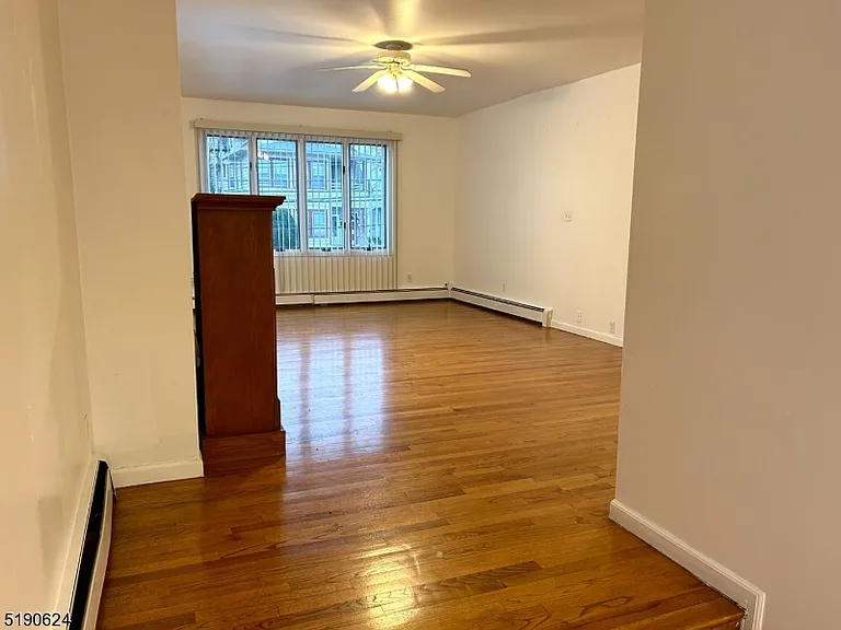 242 Brook Ave — Photo 5