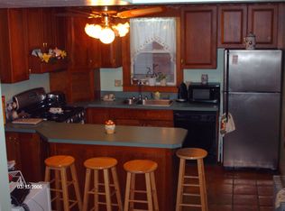 16 Lenox St, Lawrence, MA 01843