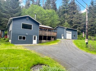 283 Wood Rd, Ketchikan, AK 99901
