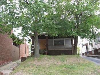 1st image of 4371 E 131st St