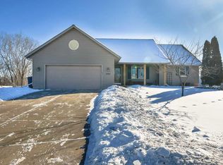 3701 E River Dr, Green Bay, WI 54301