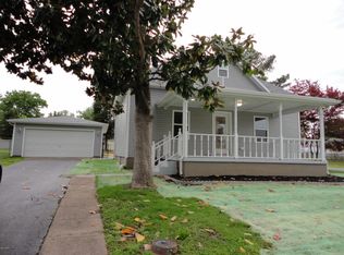 710 N Highland St, Marion, IL 62959
