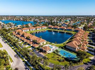 590 Club Marco CIR #9-202, MARCO ISLAND, FL 34145