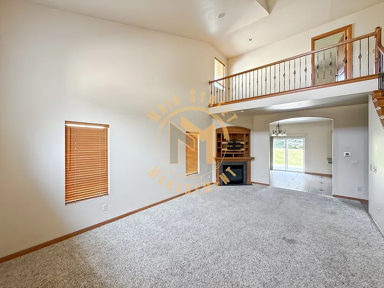 2662 Cormier Rd — Photo 7