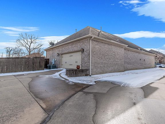 4th image of 8141 Austin Gardens Ct