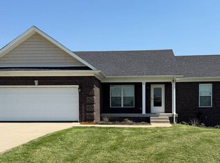 105 Shawnee Ct, Bloomfield, KY