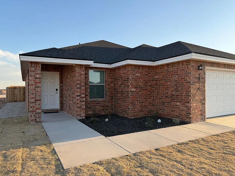 1416 Bajada St