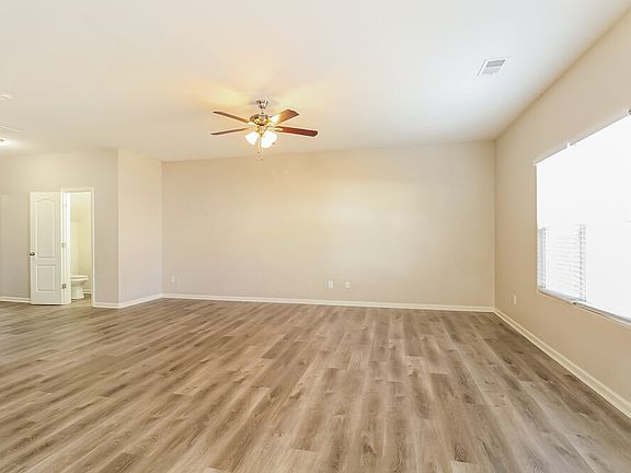 5th image of 1140 Black Diamond Dr