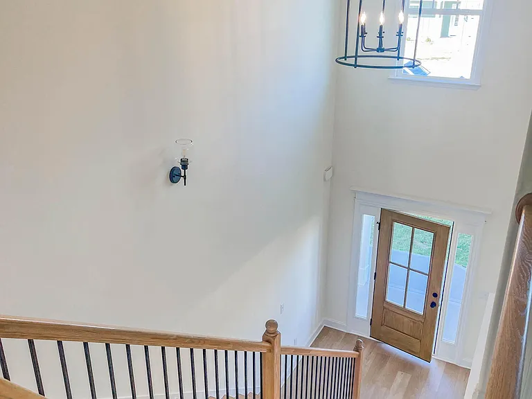 2426 Laurens St — Photo 8