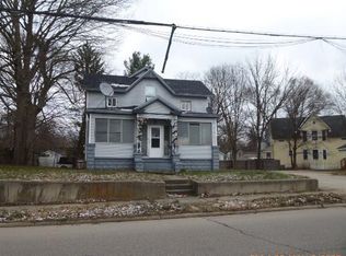 327 S 3rd St, Niles, MI 49120