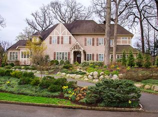 47 Ox Bow Ln, Summit, NJ 07901