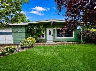 16764 SE Market St, Portland, OR 97233