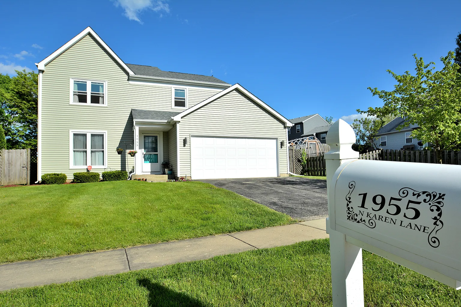 1955 N Karen Ln photo 1