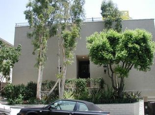 1260 N Kings Rd APT 2, West Hollywood, CA 90069