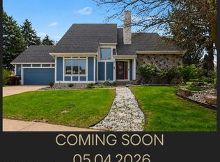 4915 Aspen Dr, Lansing, MI 48917