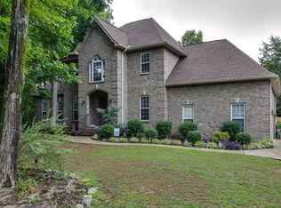 2011 Richard Garrett Dr, Christiana, TN 37037
