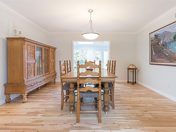 4th image of 1023 Harlequin Rd