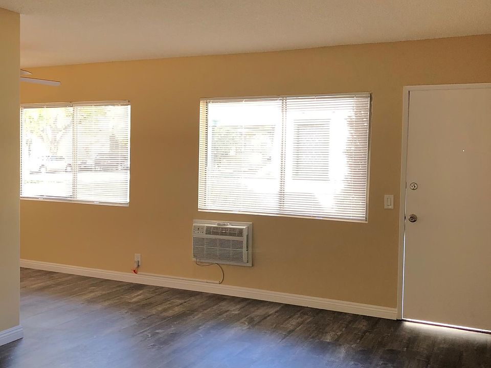 1st image of 46 N Wilson Ave Floor 1