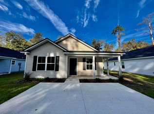 20 Squaw Rd, Crawfordville, FL 32327