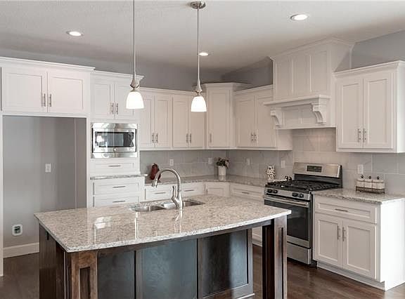 3rd image of 12755 N Overbrook Dr