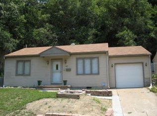 1561 Sunset Dr, Council Bluffs, IA 51503